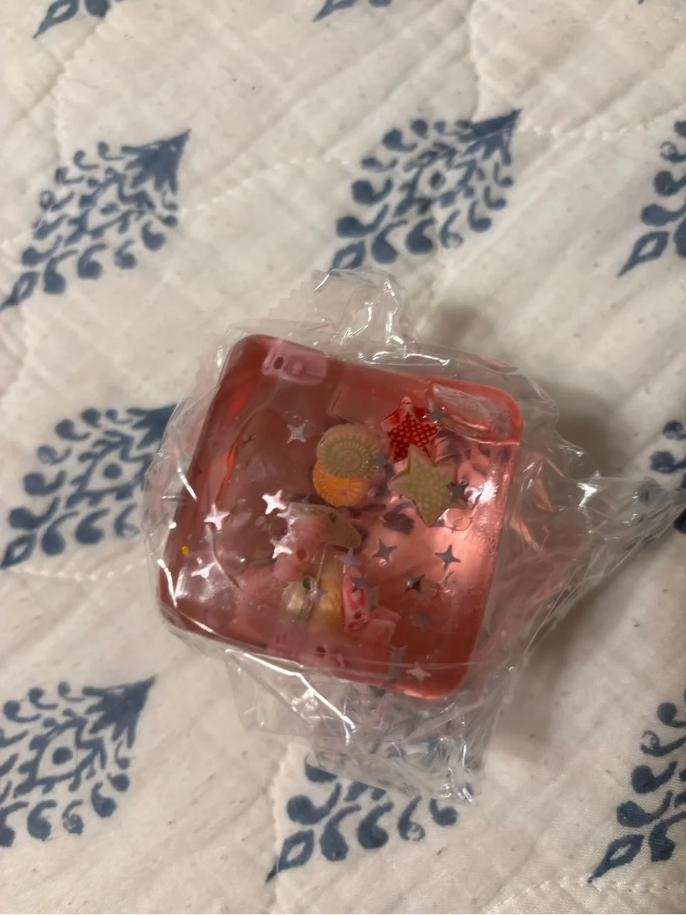 Mini Pink Sensory Water Cube Toy with Floating Charms